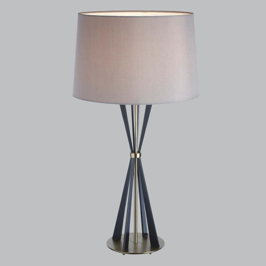Lampe de table Vega en laiton antique