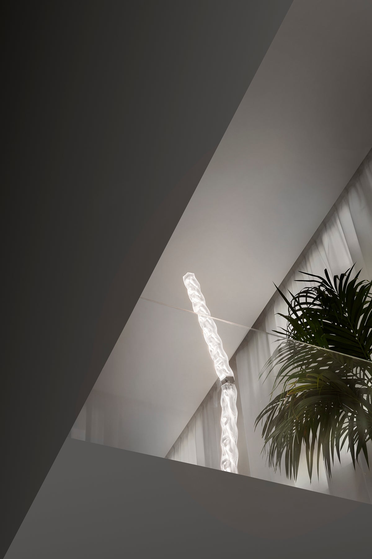 Hugo Floor Lamp