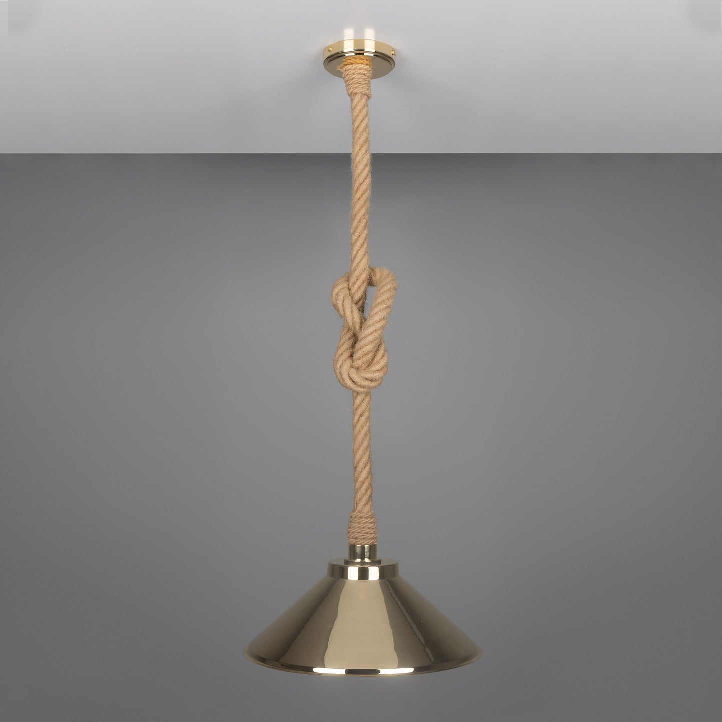 Suspension Naxos en corde de jute avec abat-jour en laiton vintage 38 cm IP65