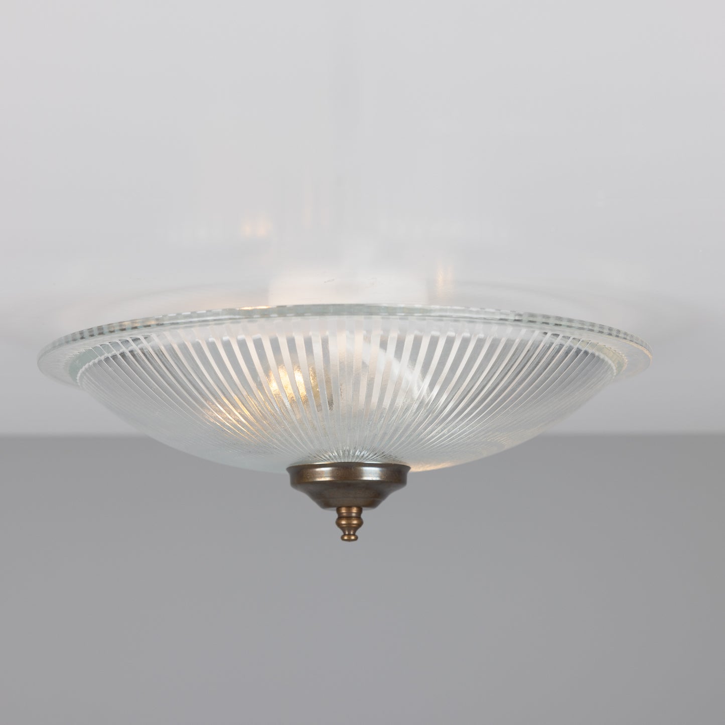 Plafonnier encastré en verre holophane peu profond Nicosa 30 cm