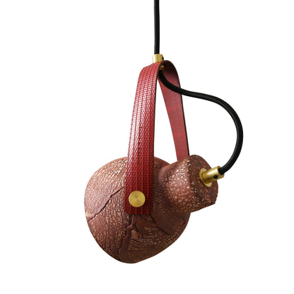 Pendentif en céramique Pera avec sangle de tuyau d'incendie récupérée