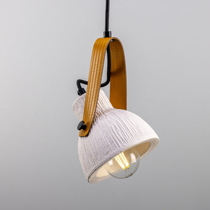 Pendentif en céramique Pera avec sangle de tuyau d'incendie récupérée