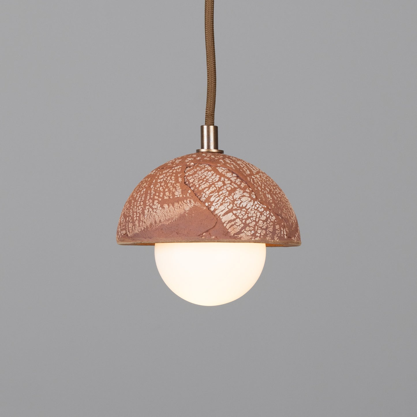 Suspension Ferox en petit dôme céramique 14 cm