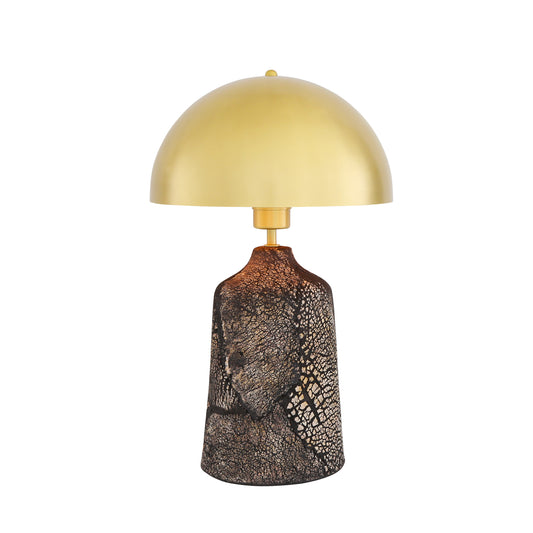 Lampe de table haute en céramique Cassia avec abat-jour en laiton