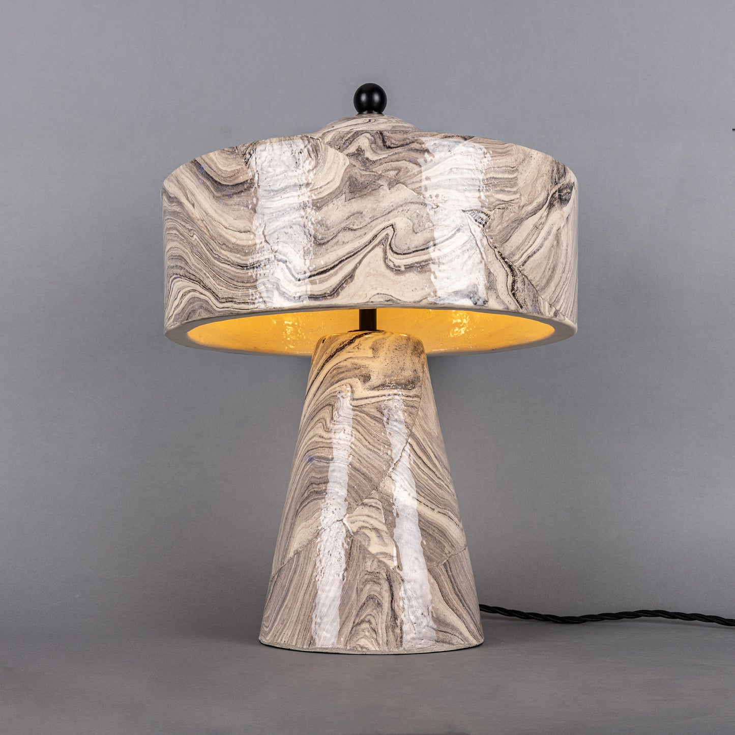 Lampe de table en céramique de Séville, style moderne du milieu du siècle