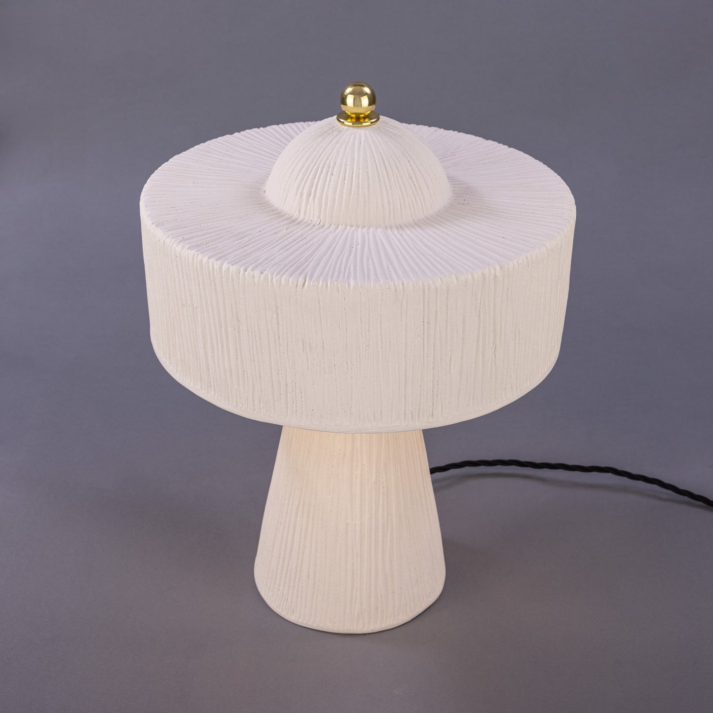 Lampe de table en céramique de Séville, style moderne du milieu du siècle