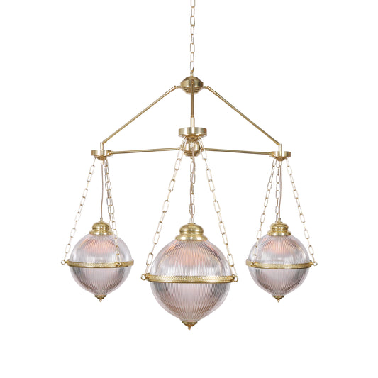 Lustre en verre holophane Blaenau, à trois bras