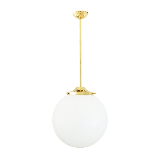 Suspension lumineuse Luanda en verre opale.