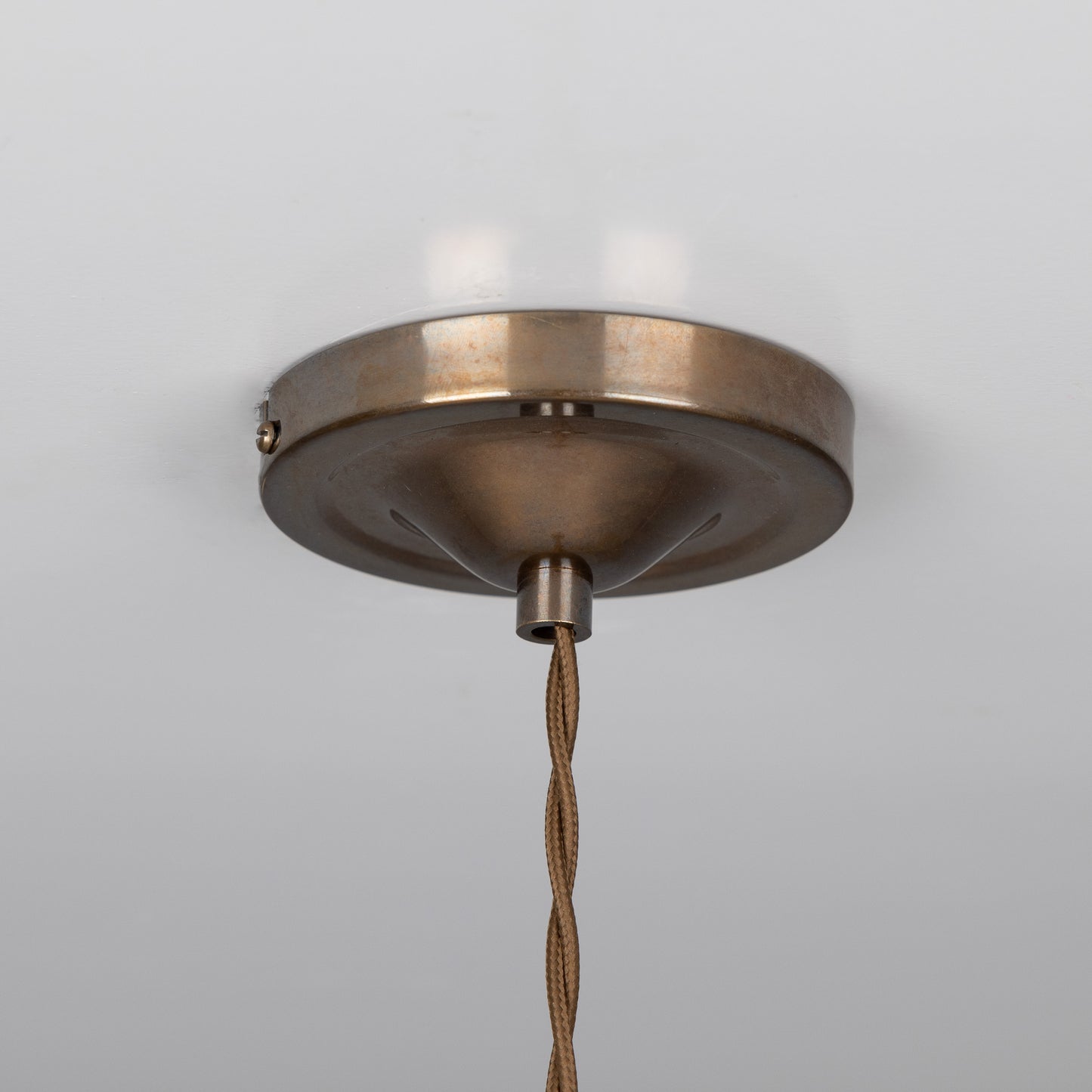 Suspension conique en verre transparent Lyx