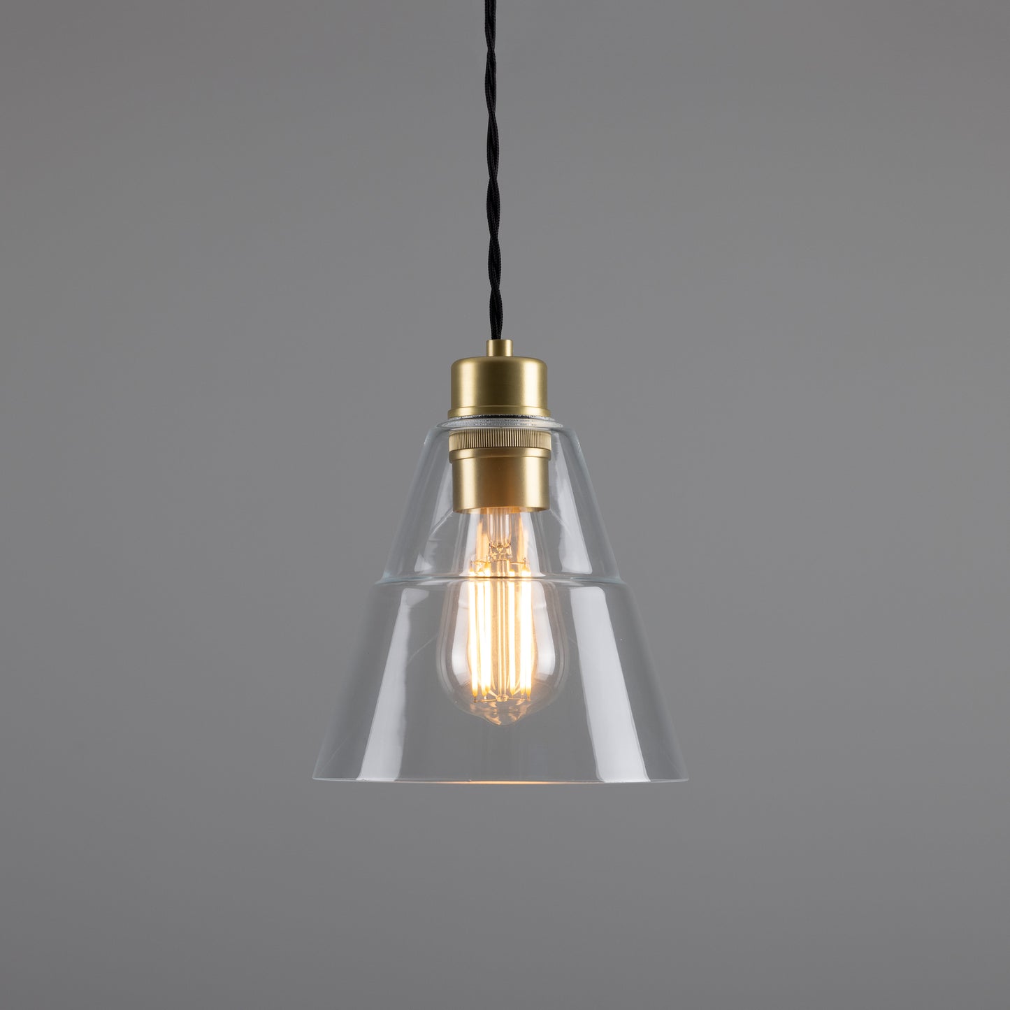 Suspension conique en verre transparent Lyx