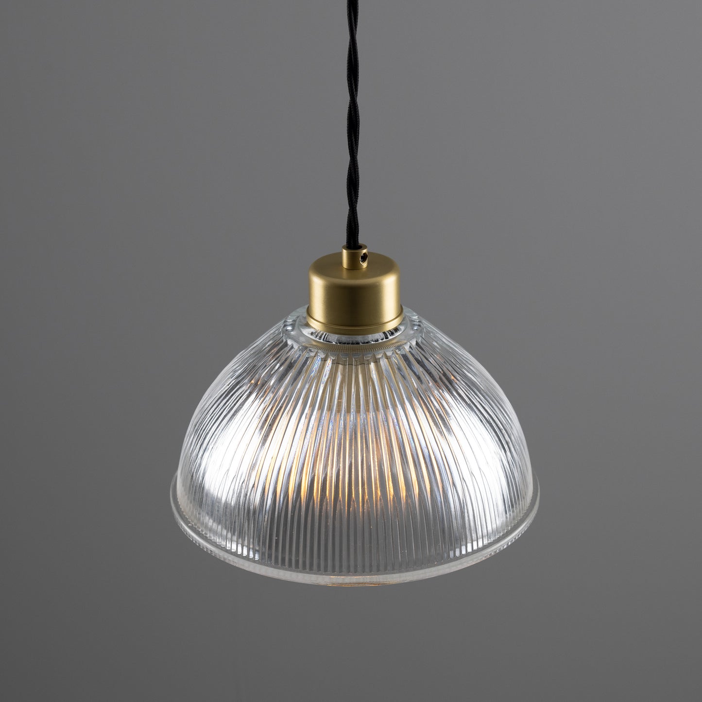 Suspension en verre holophane vintage Boston