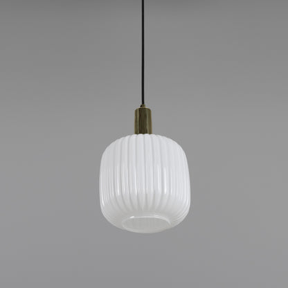 Pendentif Nahla en verre cannelé et laiton