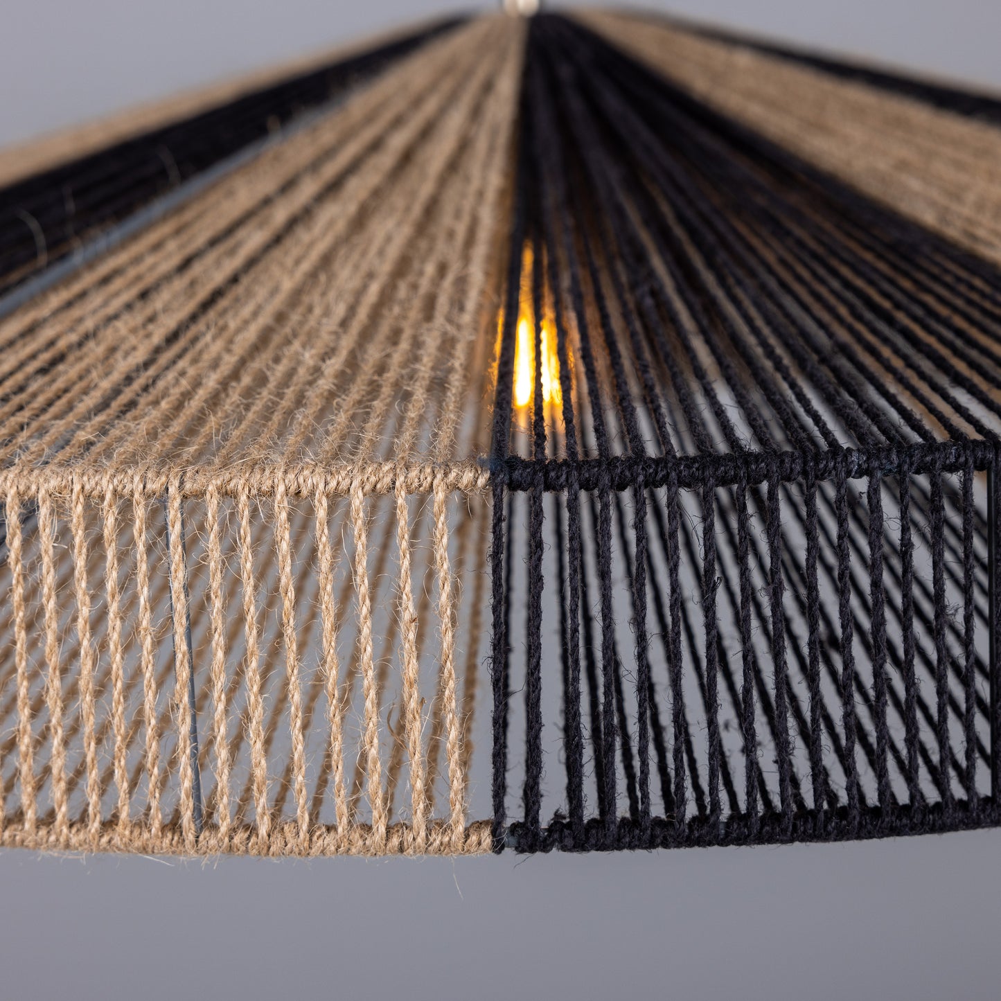 Suspension Vernon en raphia rayé, 83 cm