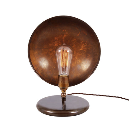 Lampe de table industrielle en laiton Chulainn