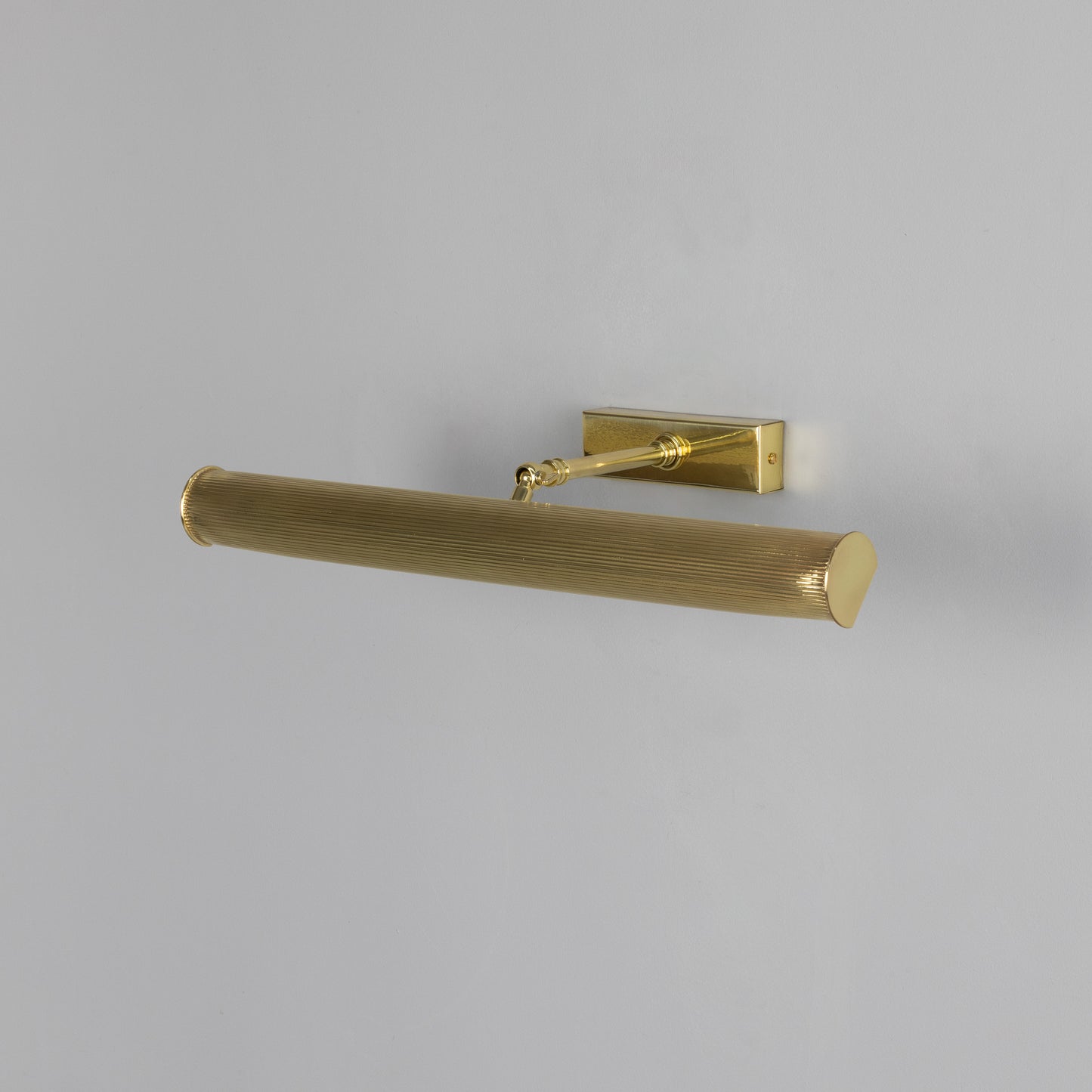 Cambridge Adjustable Reeded Brass Picture Light IP20
