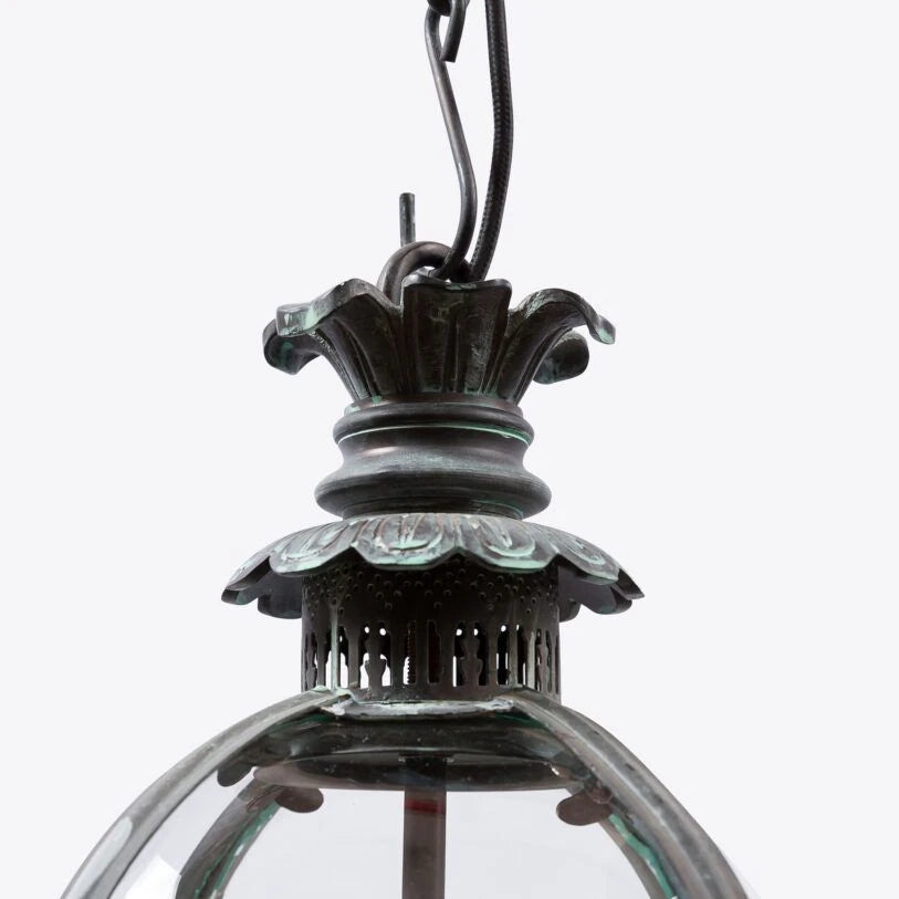 Byron Traditional Lantern