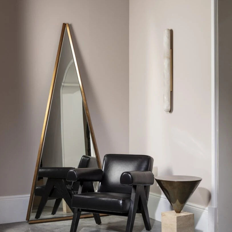 Lya Alabaster Wall Light