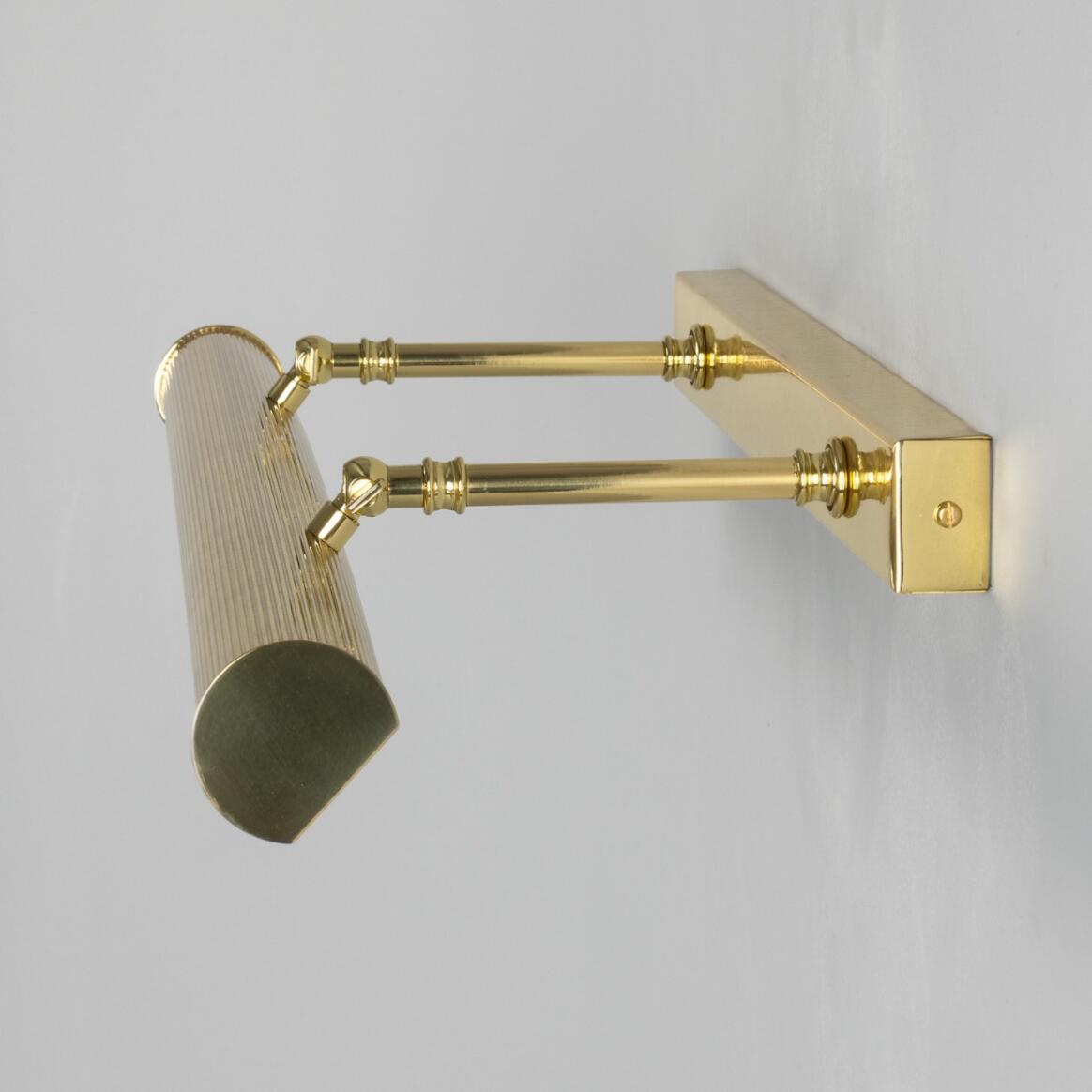 Cambridge Adjustable Reeded Brass Picture Light IP20